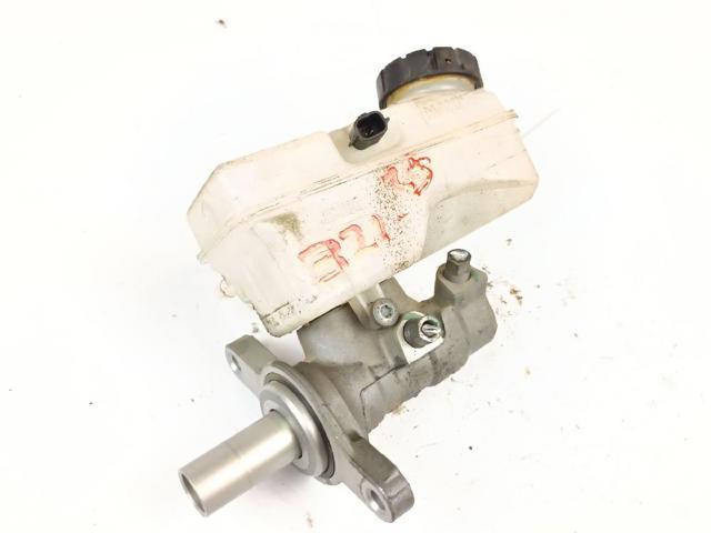 Główny cylinder hamulców 460112629R RENAULT