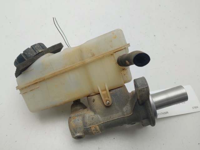 Główny cylinder hamulców 460117430R RENAULT