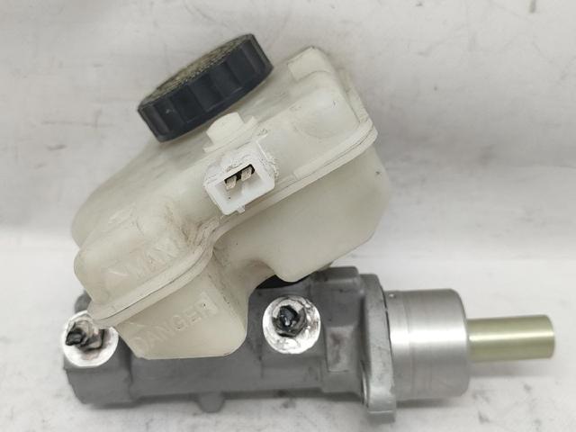 Główny cylinder hamulców 4601H8 PEUGEOT