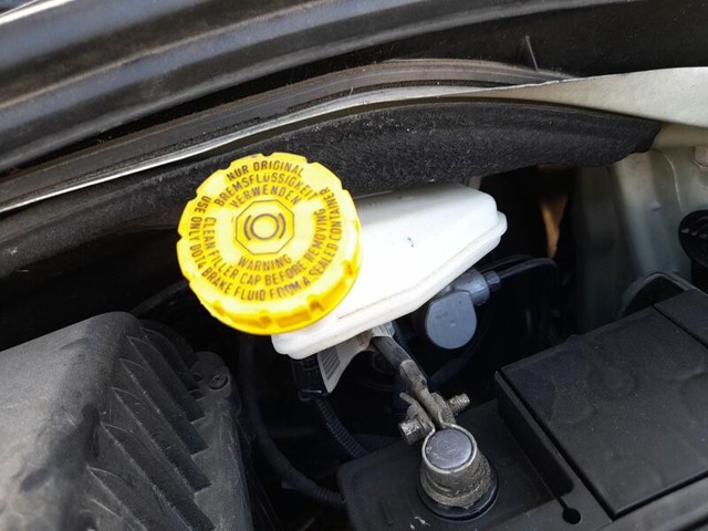 Główny cylinder hamulców 4601R7 PEUGEOT