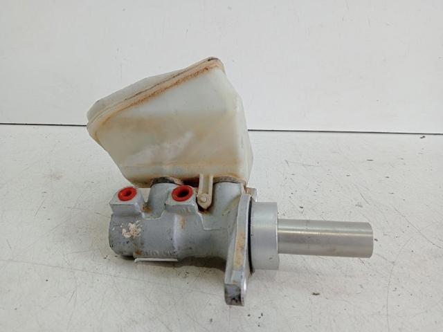 Główny cylinder hamulców 4601V8 PEUGEOT