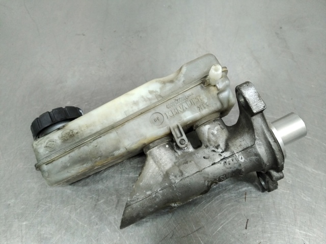Zbiorniczek głównego cylindra hamulcowego (płynu hamulcowego) 460910009R RENAULT