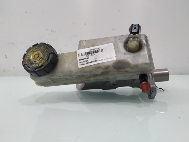 Zbiorniczek głównego cylindra hamulcowego (płynu hamulcowego) 460910009R RENAULT