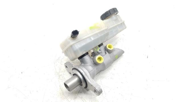 Zbiorniczek głównego cylindra hamulcowego (płynu hamulcowego) 460910009R RENAULT