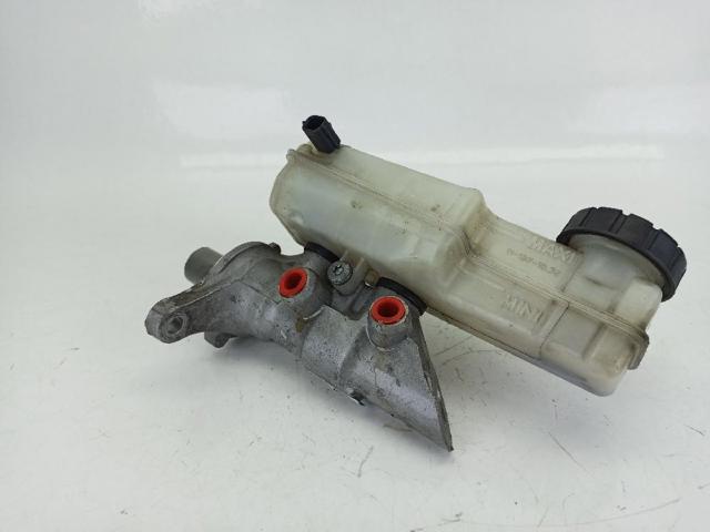Zbiorniczek głównego cylindra hamulcowego (płynu hamulcowego) 460910009R RENAULT