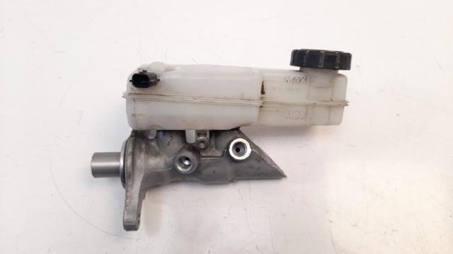 Zbiorniczek głównego cylindra hamulcowego (płynu hamulcowego) 460910009R RENAULT