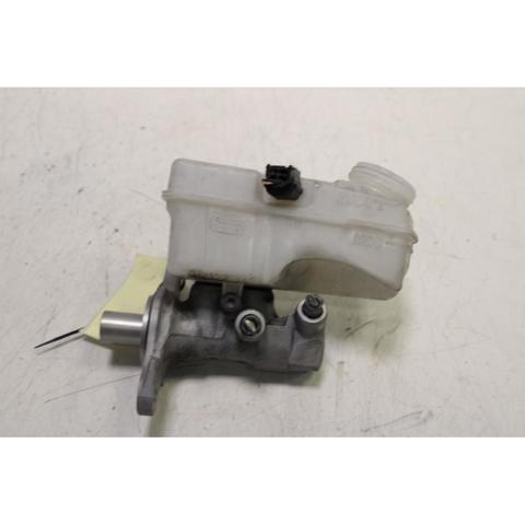 Zbiorniczek głównego cylindra hamulcowego (płynu hamulcowego) 460916346R RENAULT