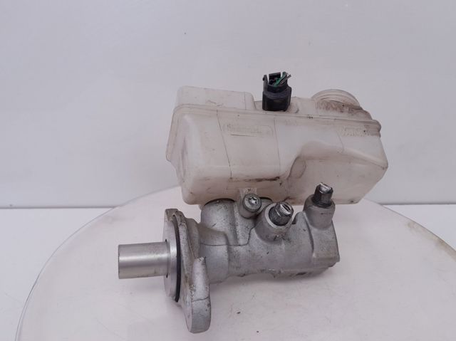 Zbiorniczek głównego cylindra hamulcowego (płynu hamulcowego) 460916346R RENAULT