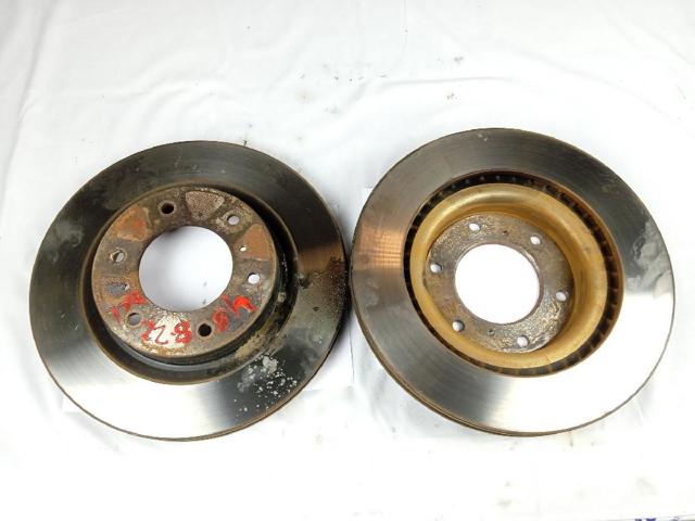 Tarcza hamulcowa przednia 4615A038 MITSUBISHI