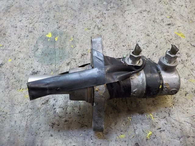 Główny cylinder hamulców 4625A213 MITSUBISHI