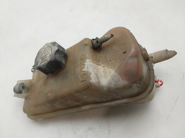 Zbiorniczek głównego cylindra hamulcowego (płynu hamulcowego) 4635A4 PEUGEOT