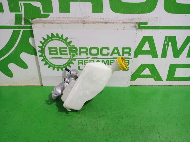 Kupić Zbiorniczek głównego cylindra hamulcowego (płynu hamulcowego) Peugeot 301   w dobrej cenie