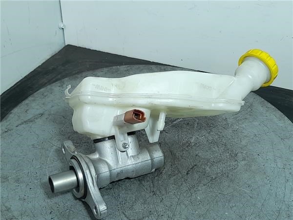 Zbiorniczek głównego cylindra hamulcowego (płynu hamulcowego) Citroen C4