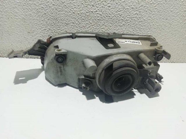 Reflektor prawy 46402649 FIAT