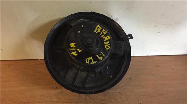 Silniczek wentylatora nagrzewnicy (ogrzewacza wnętrza) 46451865 FIAT