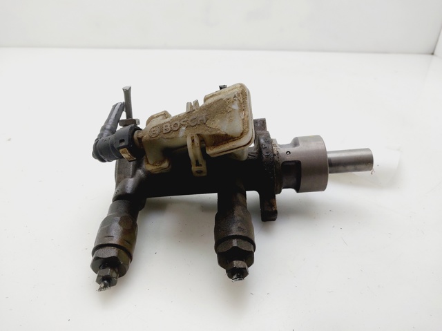 Główny cylinder hamulców 4646922 FORD