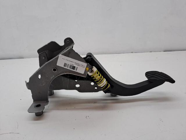 Pedał sprzęgła Renault Megane 4 K9A, K9M, K9N