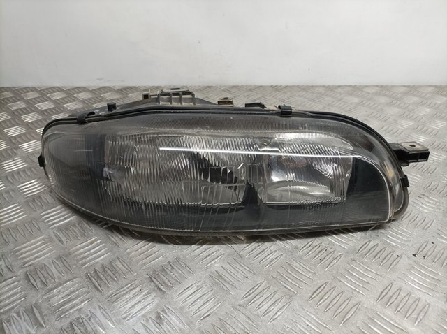 Reflektor prawy 46523122 FIAT