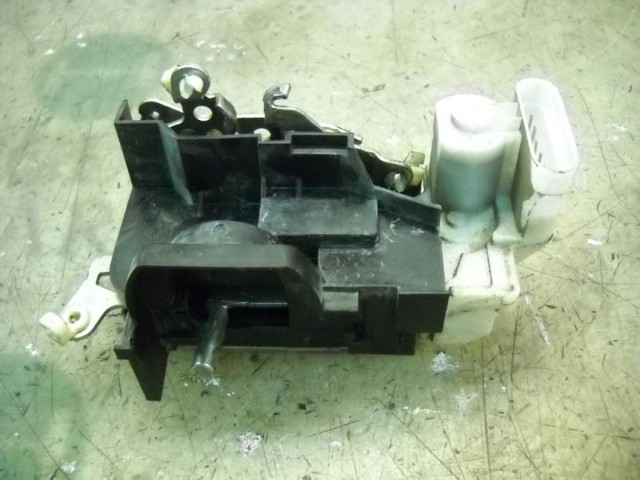 Zamek drzwi przednich prawych 46536070 FIAT