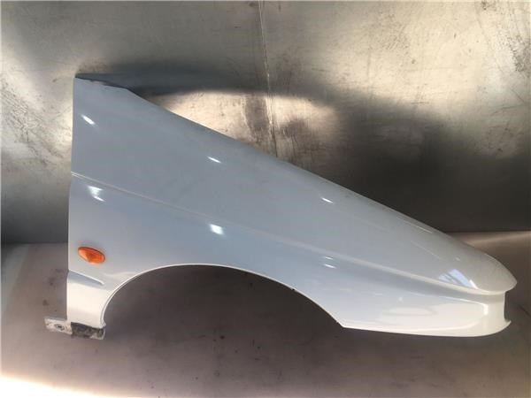 Błotnik przedni prawy do Alfa Romeo 146 930
