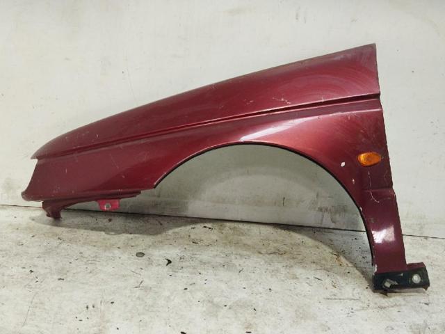 Kupić Błotnik przedni lewy Alfa Romeo 146  930 w dobrej cenie