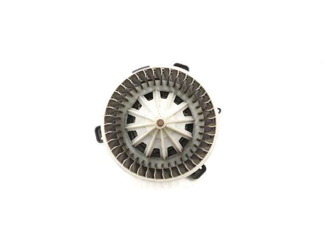 Silniczek wentylatora nagrzewnicy (ogrzewacza wnętrza) Fiat Punto 1 176