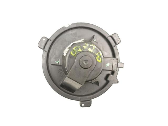 Silniczek wentylatora nagrzewnicy (ogrzewacza wnętrza) Fiat Punto 1 176