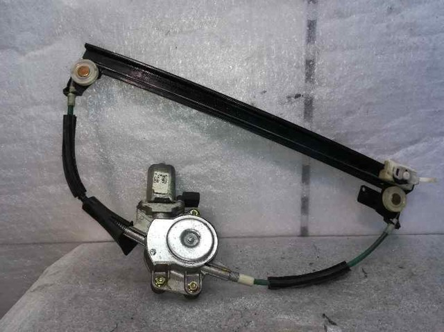 Mechanizm podnoszenia szyby drzwi przednich prawych 46751870 FIAT