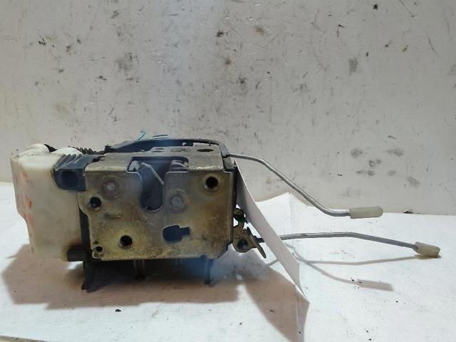 Zamek drzwi przednich prawych Fiat Punto 1 176