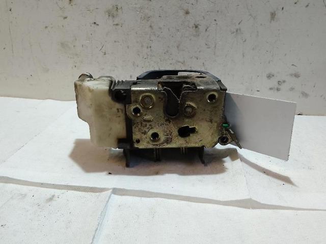 Zamek drzwi przednich prawych Fiat Punto 1 176