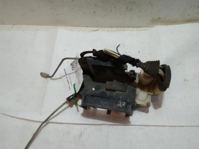 Zamek drzwi przednich prawych Fiat Punto 1 176