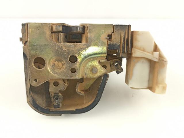Zamek drzwi przednich prawych Fiat Punto 1 176