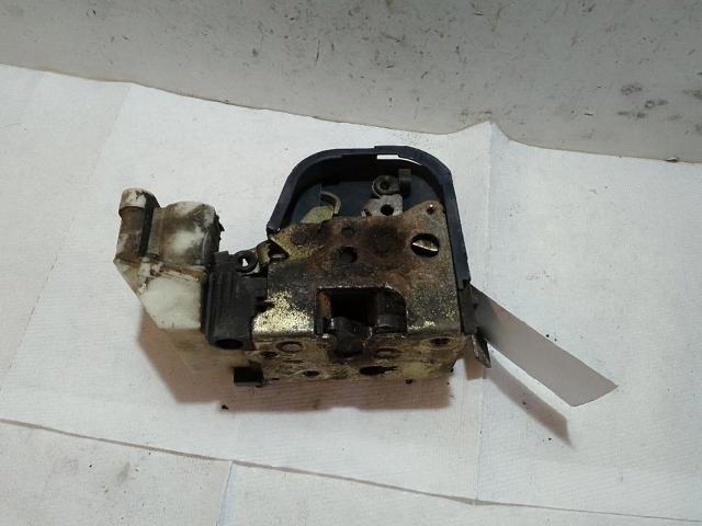 Zamek drzwi przednich prawych Fiat Punto 1 176