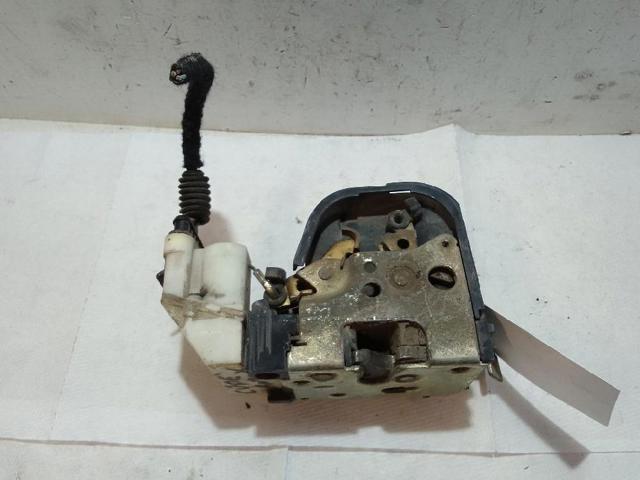 Zamek drzwi przednich prawych Fiat Punto 1 176