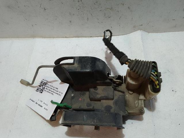 Zamek drzwi przednich prawych Fiat Punto 1 176