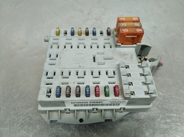 Skrzynka bezpieczników 46760542 FIAT