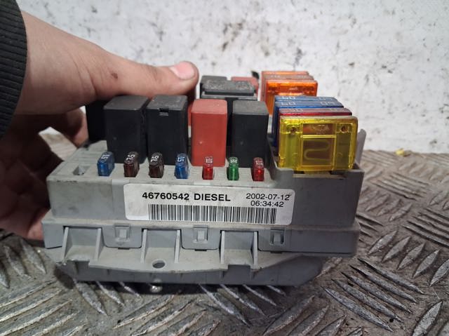 Skrzynka bezpieczników 46760542 FIAT