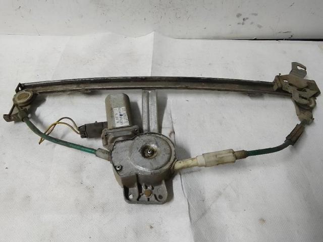 Mechanizm podnoszenia szyby drzwi przednich prawych Alfa Romeo 146 930