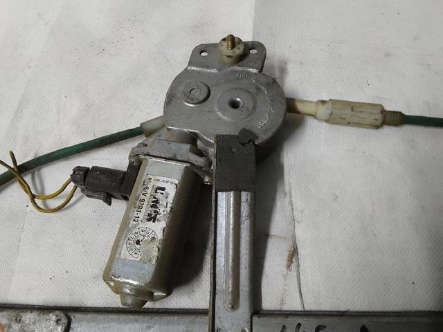 Mechanizm podnoszenia szyby drzwi przednich prawych Alfa Romeo 146 930