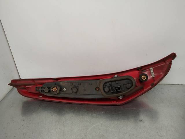 Lampa zespolona tylna prawa 46794077 FIAT