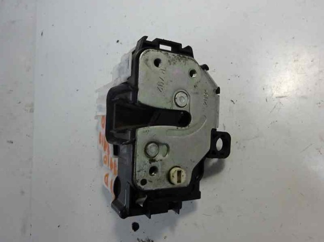 Zamek drzwi tylnych prawych 46803514 FIAT