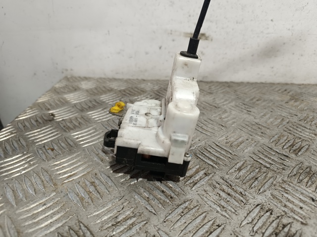 Zamek drzwi tylnych prawych 46803514 FIAT
