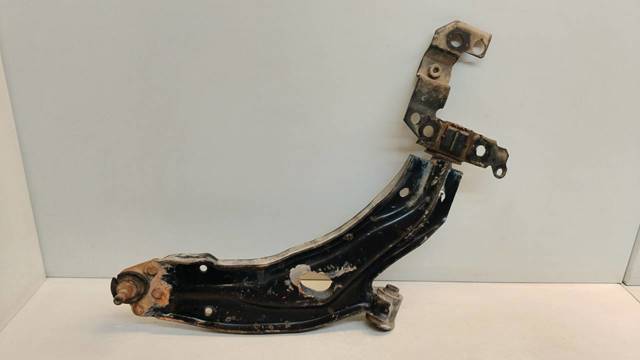 Wahacz zawieszenia przedniego dolny prawy 46813841 FIAT