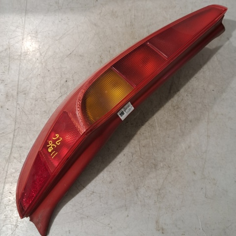 Lampa zespolona tylna lewa 46817804 FIAT