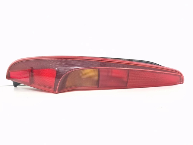Lampa zespolona tylna lewa 46817804 FIAT