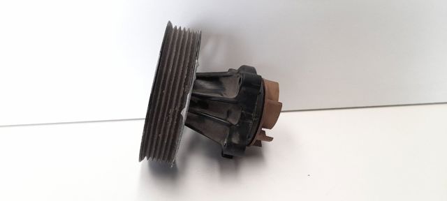 Pompa chłodząca wodna 46819138 OPEL