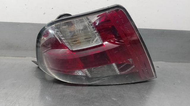 Lampa zespolona tylna prawa 46823705 FIAT