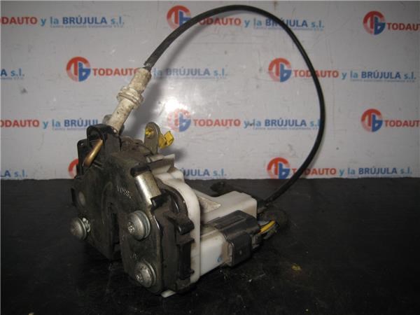 Zamek drzwi przednich lewych 46842672 FIAT