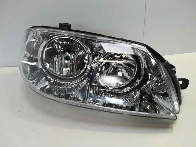 Reflektor prawy 46849354 FIAT