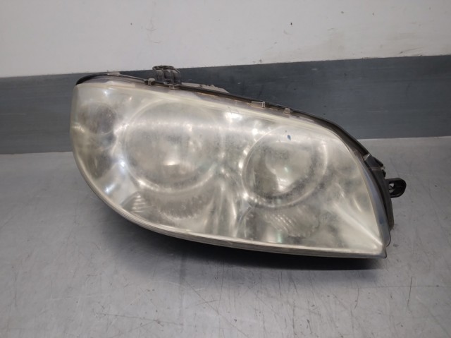 Reflektor prawy 46849354 FIAT